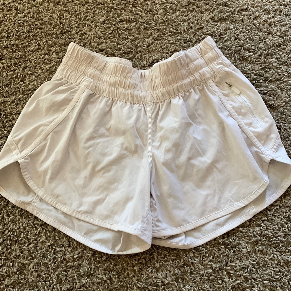 Lululemon Track That white shorts
